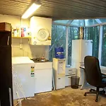 Bright 2 Bedroom Townhouse In Central Parnell