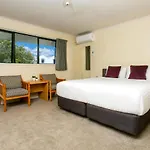 Albany Oak Motel