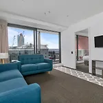 2 Bedroom Apt W/ Private Balcony + Netflix Near Spark!