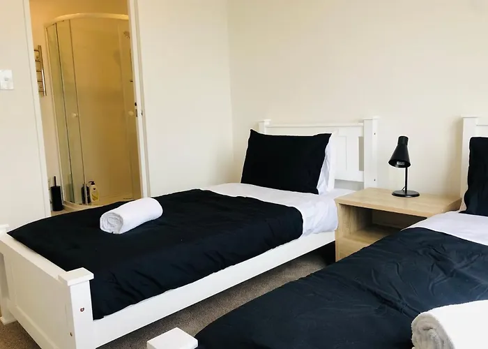 Cozy Brand New Townhouse 26