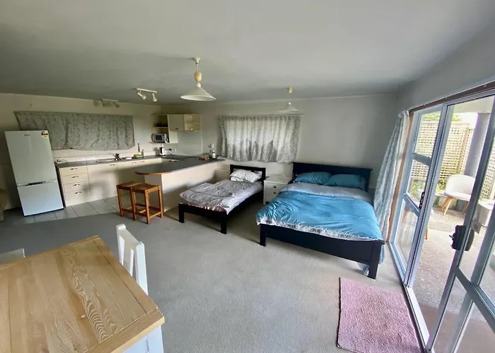 Familyroomwithbathroom2Aldult (Adults Only)