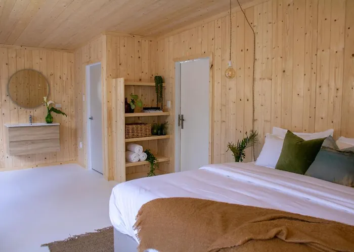 Parohe Island Retreat
