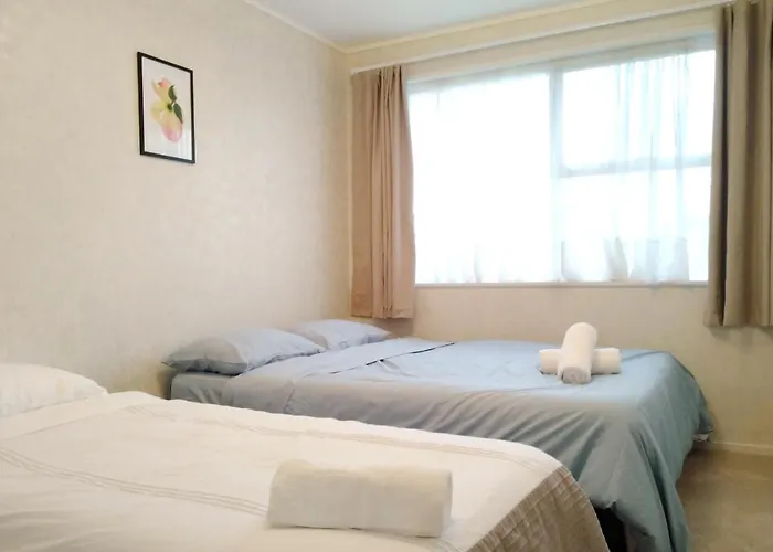 Large 6Br House South Auckland