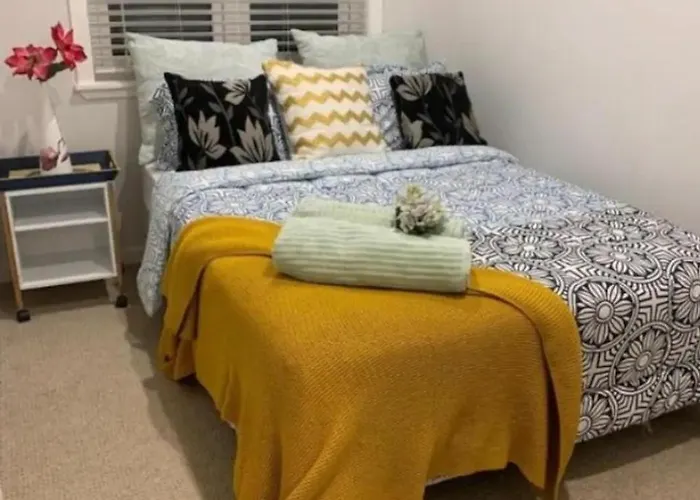 Auckland Airport Apartment