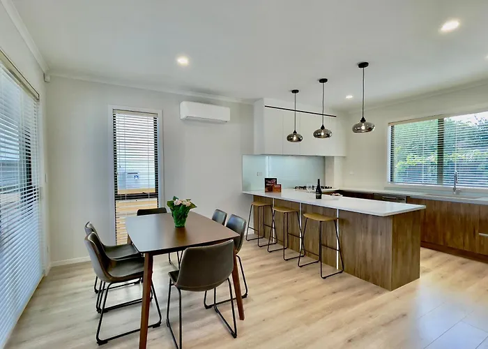 Sky Stars Brand-New Comfortable 3 & 4-Bedroom Houses