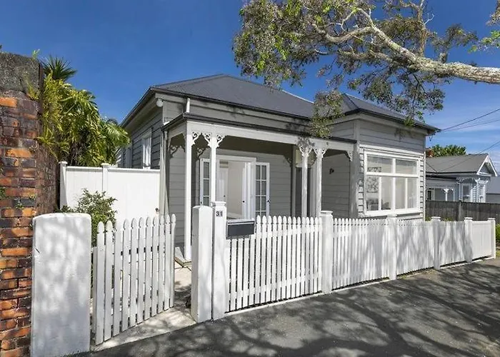 Petite France In Devonport