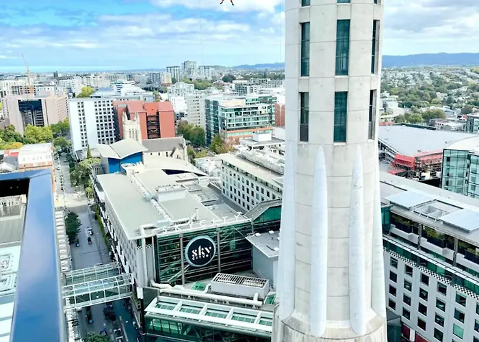 Skytower View And Seaview 2 Bedroom 2 Bathroom Apartment