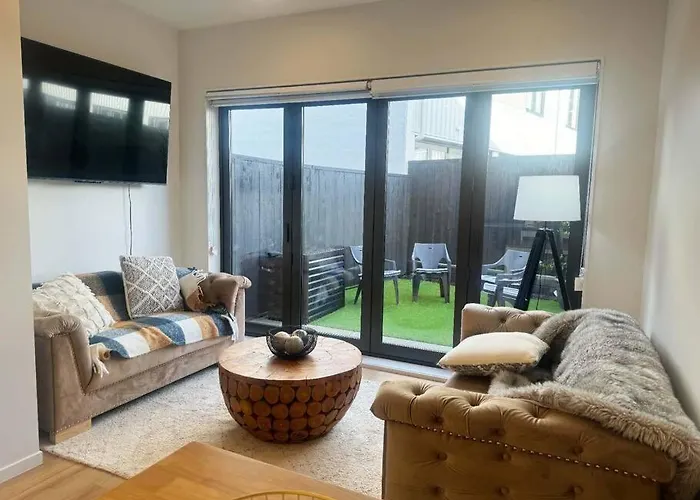 Townhouse In Auckland Central