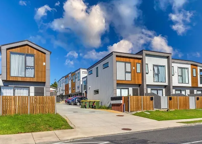 Townhouse In New Lynn