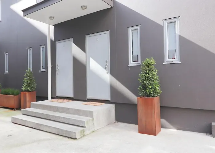 Executive Townhouse Auckland By Furnished Rentals