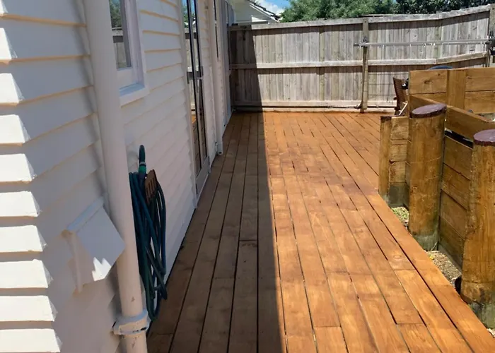 Sunny Character 2 Bedroom Home - Mission Bay