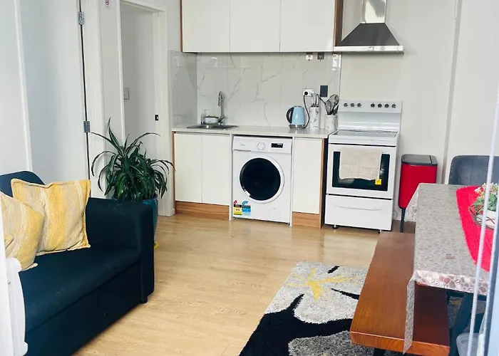 Flat Bush Holiday Apartment