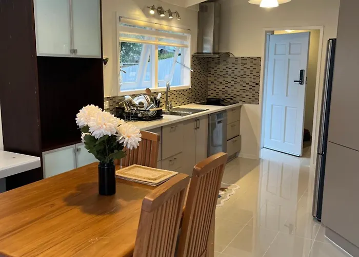 Hillcrest Homestay