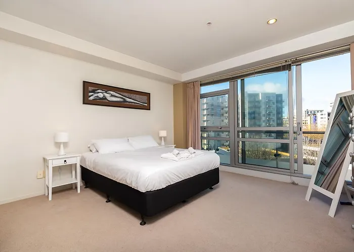 Wonderful Apartment Hobson Gardens