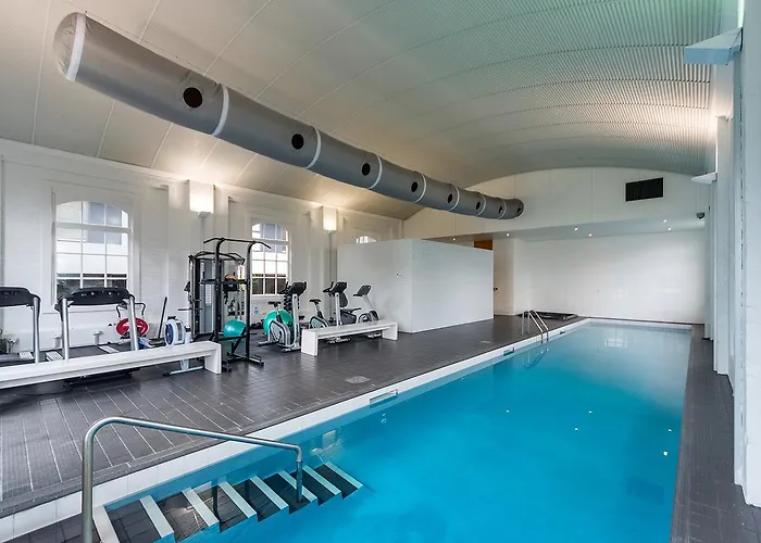 Qv City Edge Chic Apartment- 1032