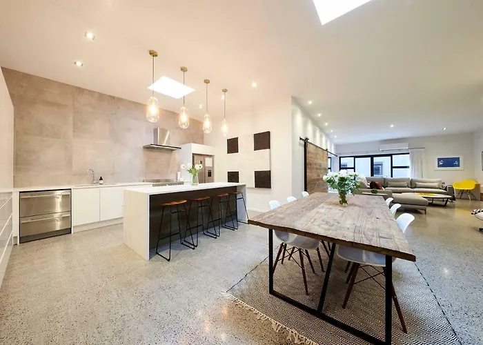 Sale Street Loft