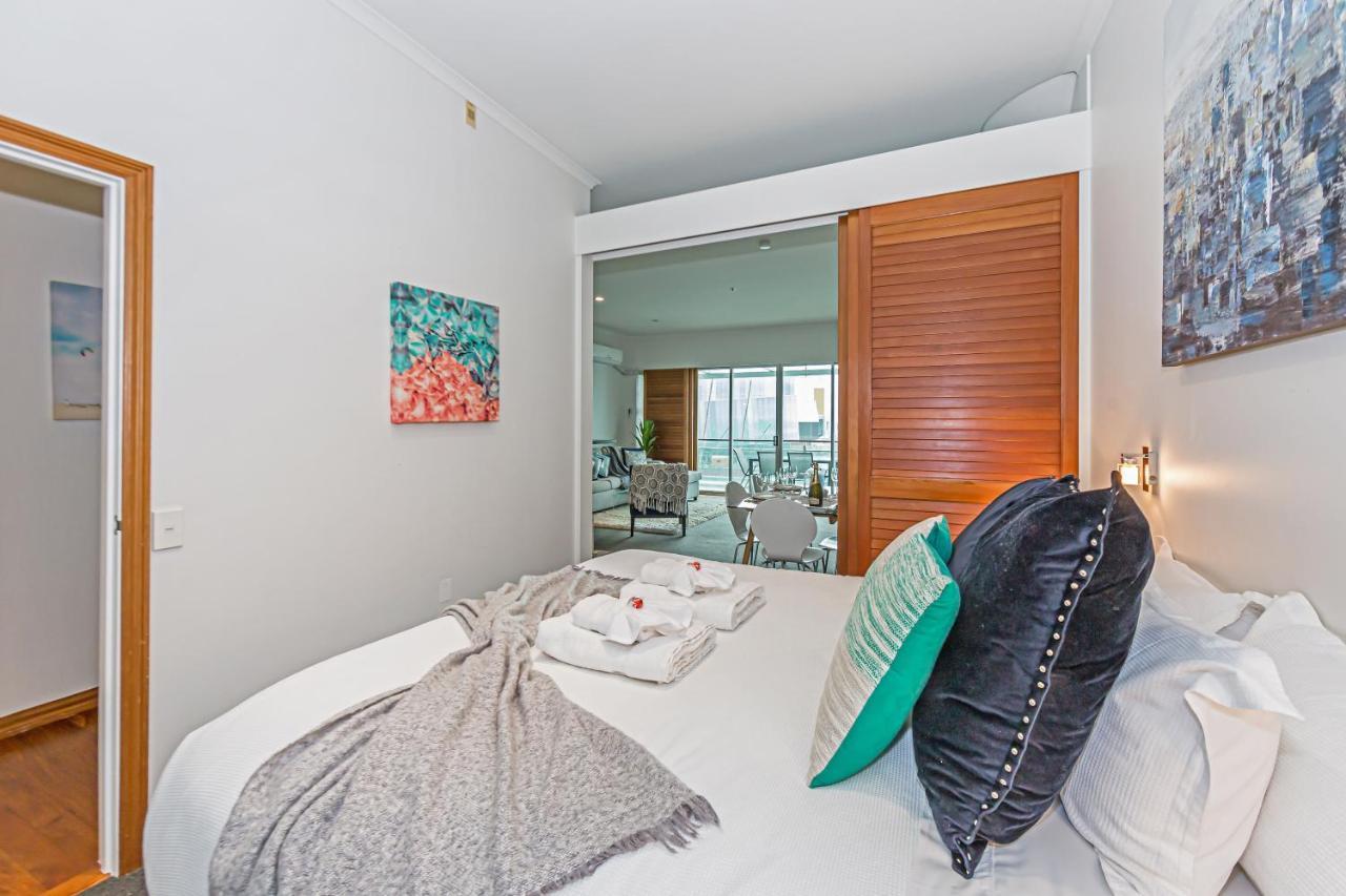Princes Wharf - Absolute Waterfront & Great Views