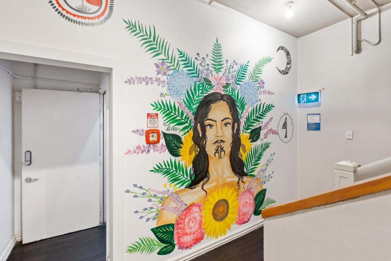 Frienz Backpacker Hostel *