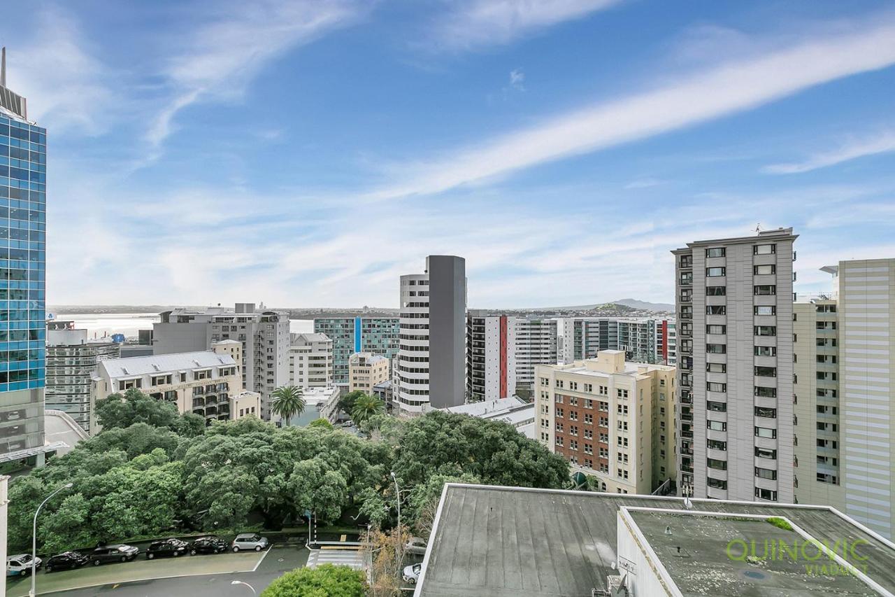 Qv Upscale In A Building-929 Auckland