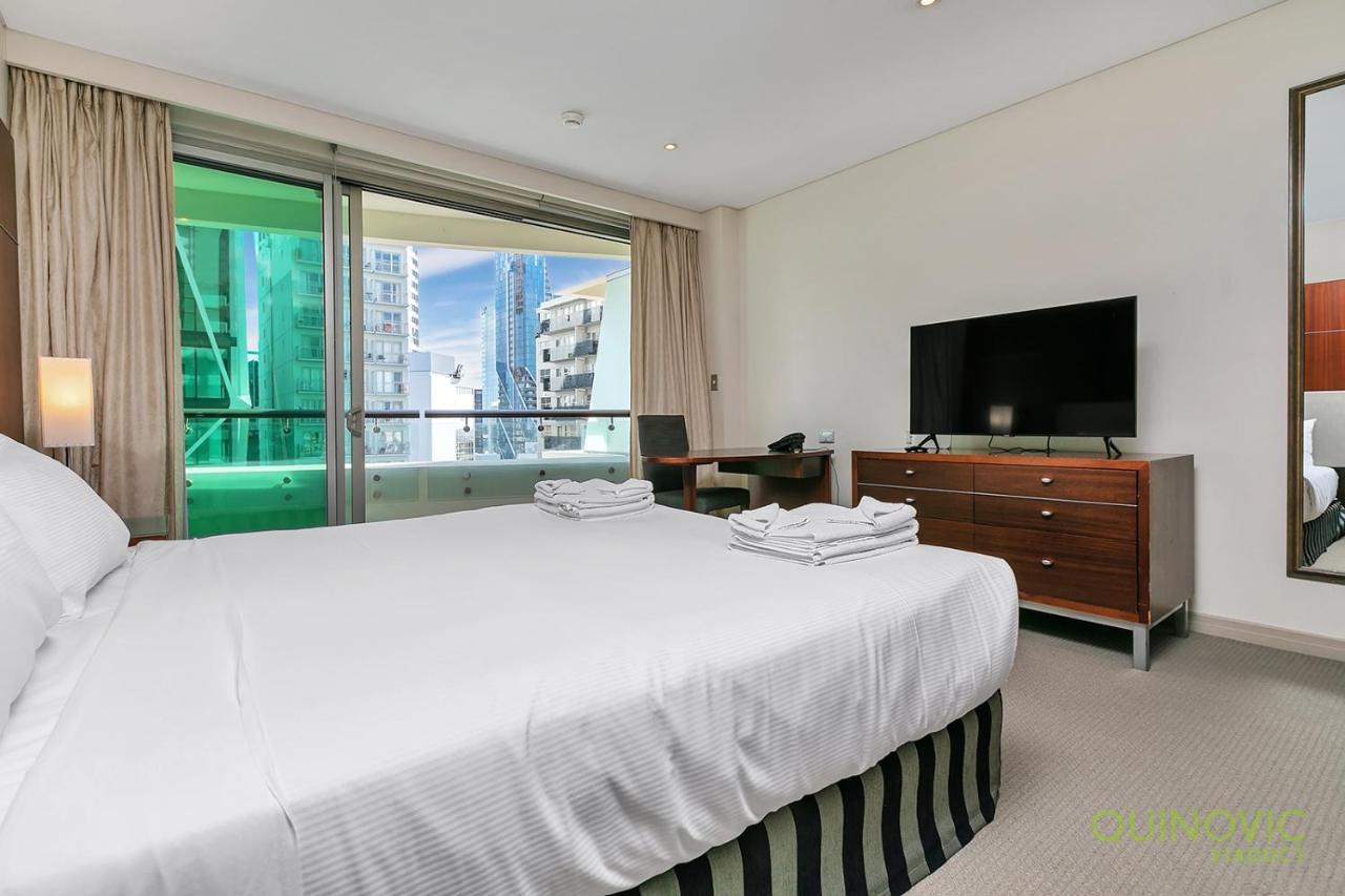 Apartment Qv Upscale In A Building-929 *