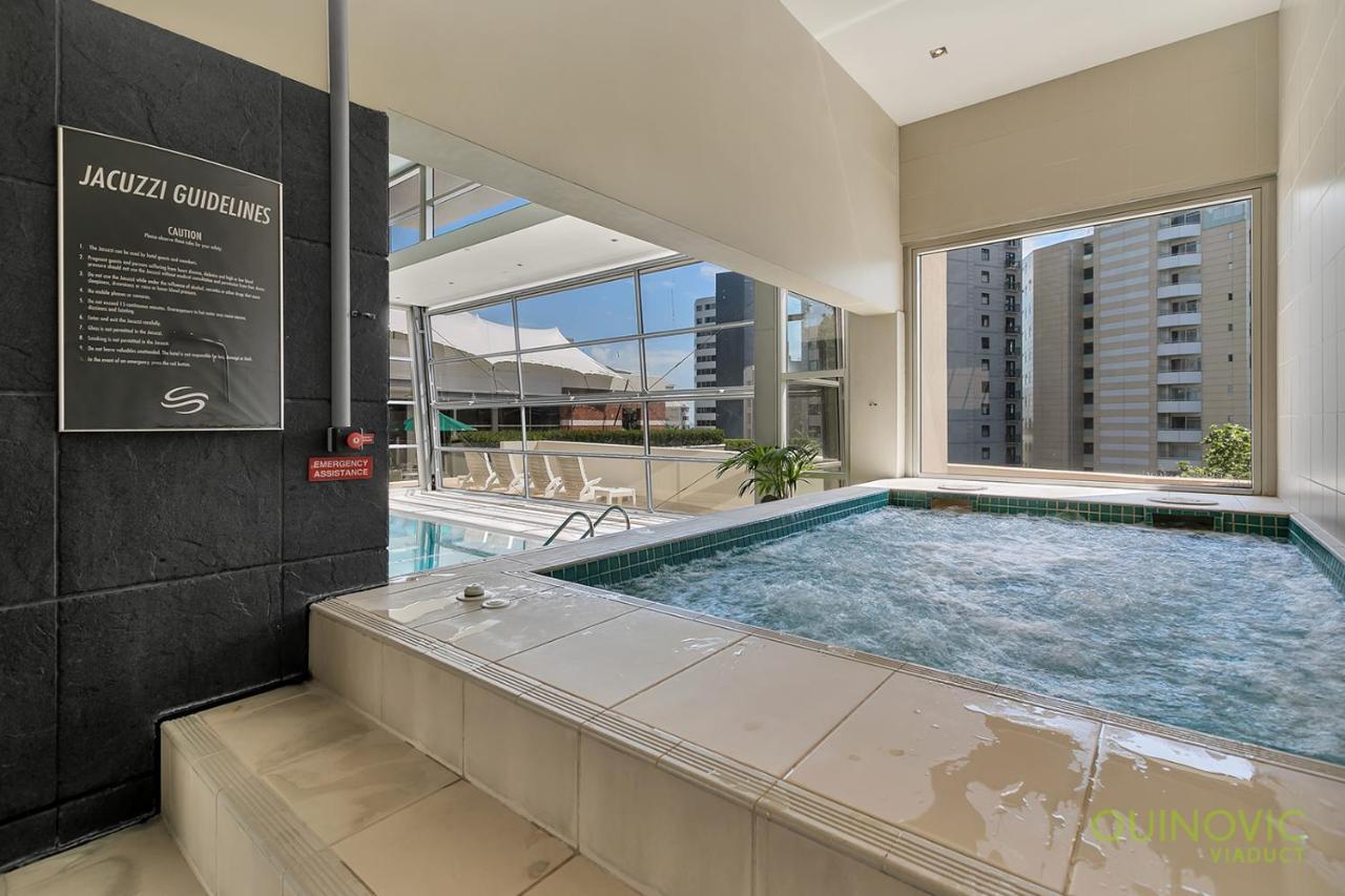 Qv Upscale In A Building-929 Auckland