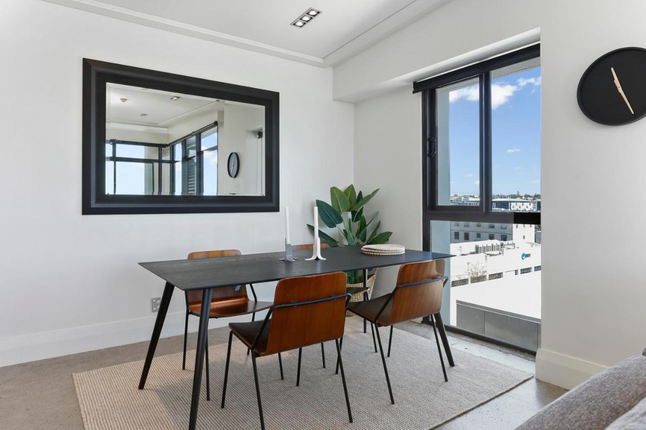Sun-soaked Luxury Penthouse On Viaduct Waterfront Apartment *