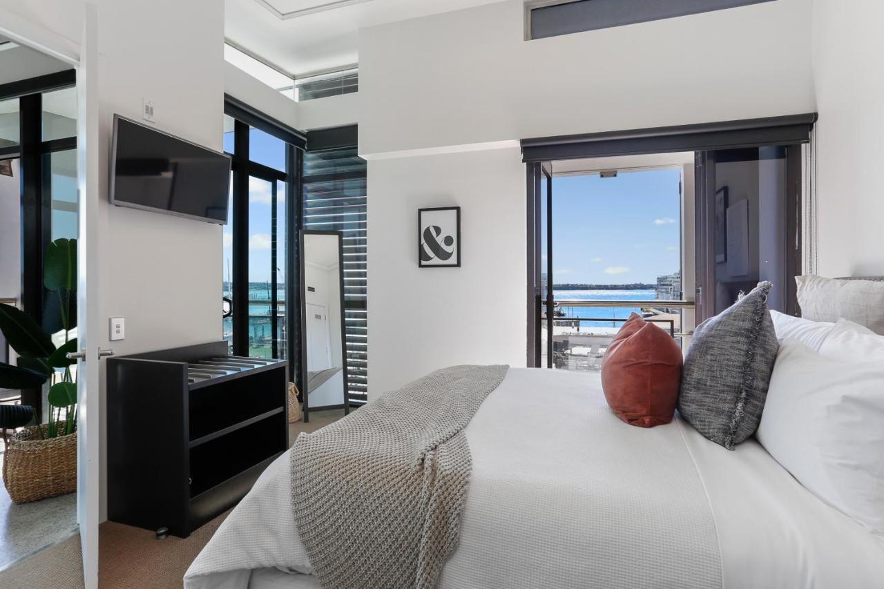 Sun-soaked Luxury Penthouse On Viaduct Waterfront Auckland