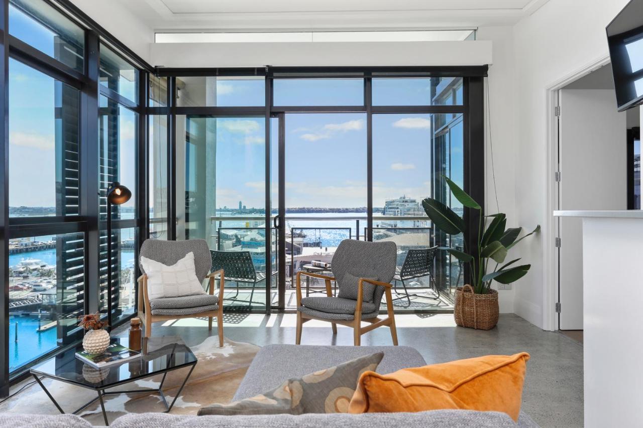Sun-soaked Luxury Penthouse On Viaduct Waterfront *