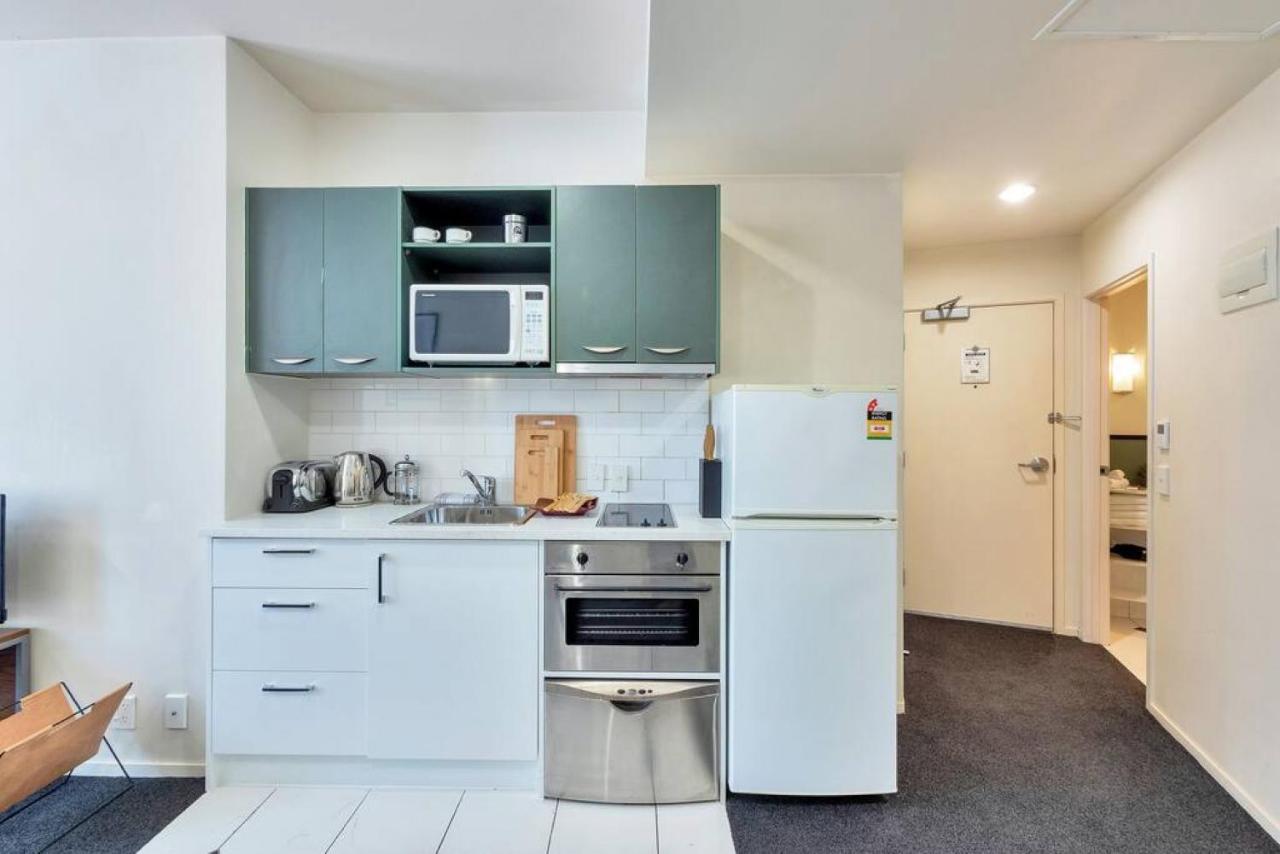 Urban Deco On Queen Street Apartment Auckland