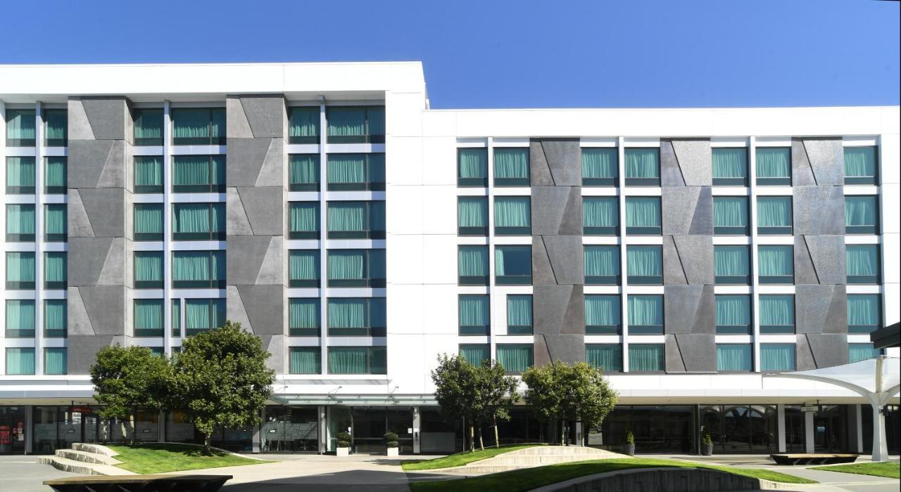 Quest Highbrook Aparthotel 4*