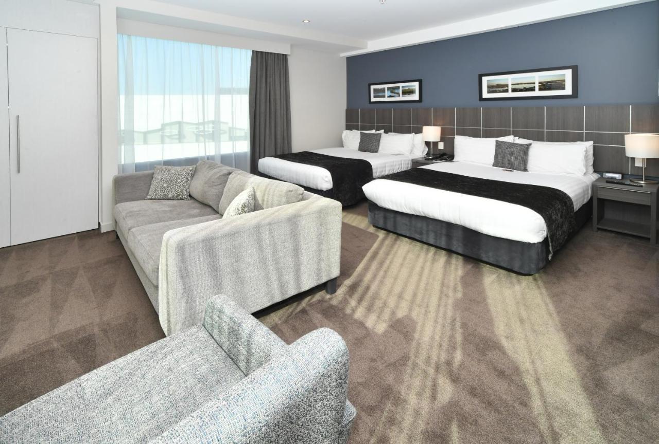 Quest Highbrook Aparthotel 4*