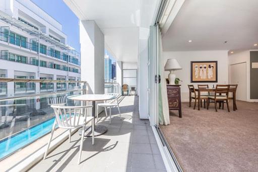 Qv Spacious On The Wharf With Wifi