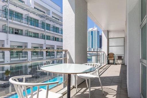 Qv Spacious On The Wharf With Wifi Apartment