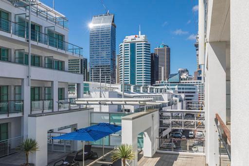 Apartment Qv Spacious On The Wharf With Wifi