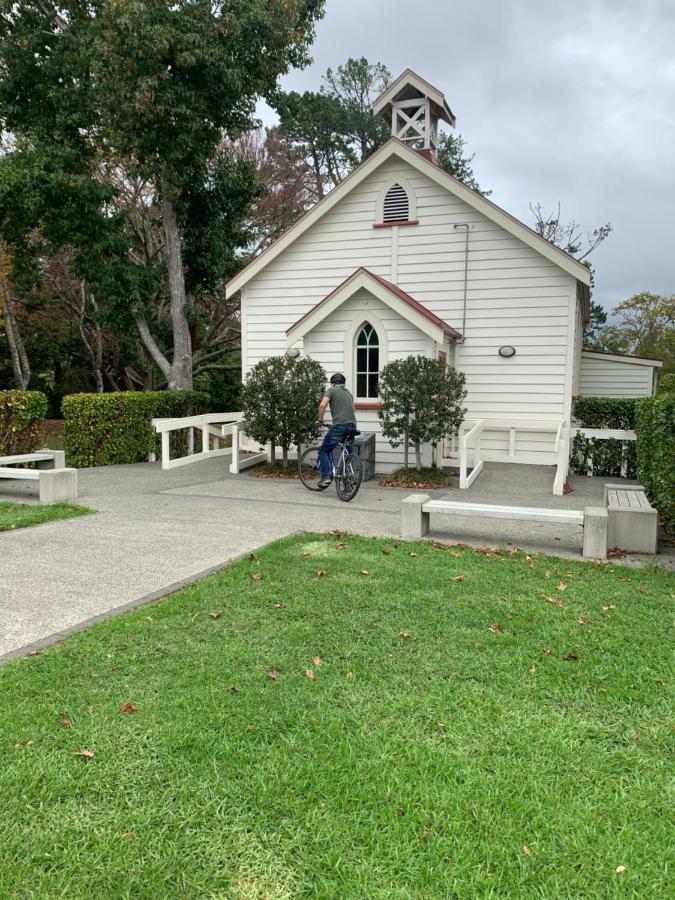 Opanuku Out West Auckland