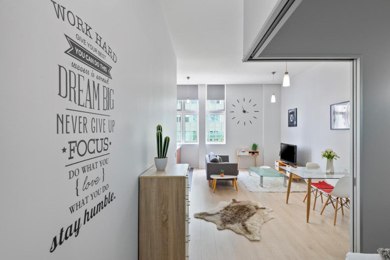 Stunning Apartment *