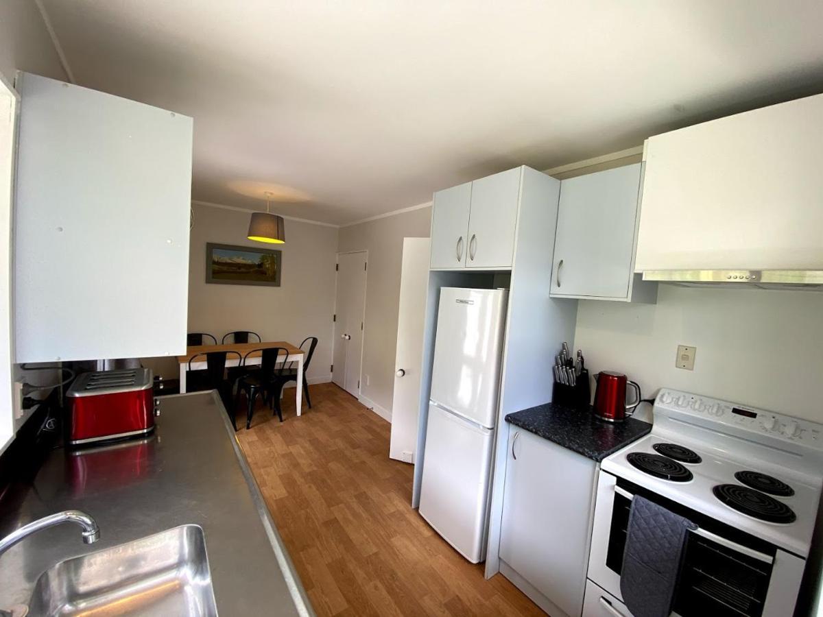 Holiday home Chamberlain House - 3 Bedroom House By Manly Auckland