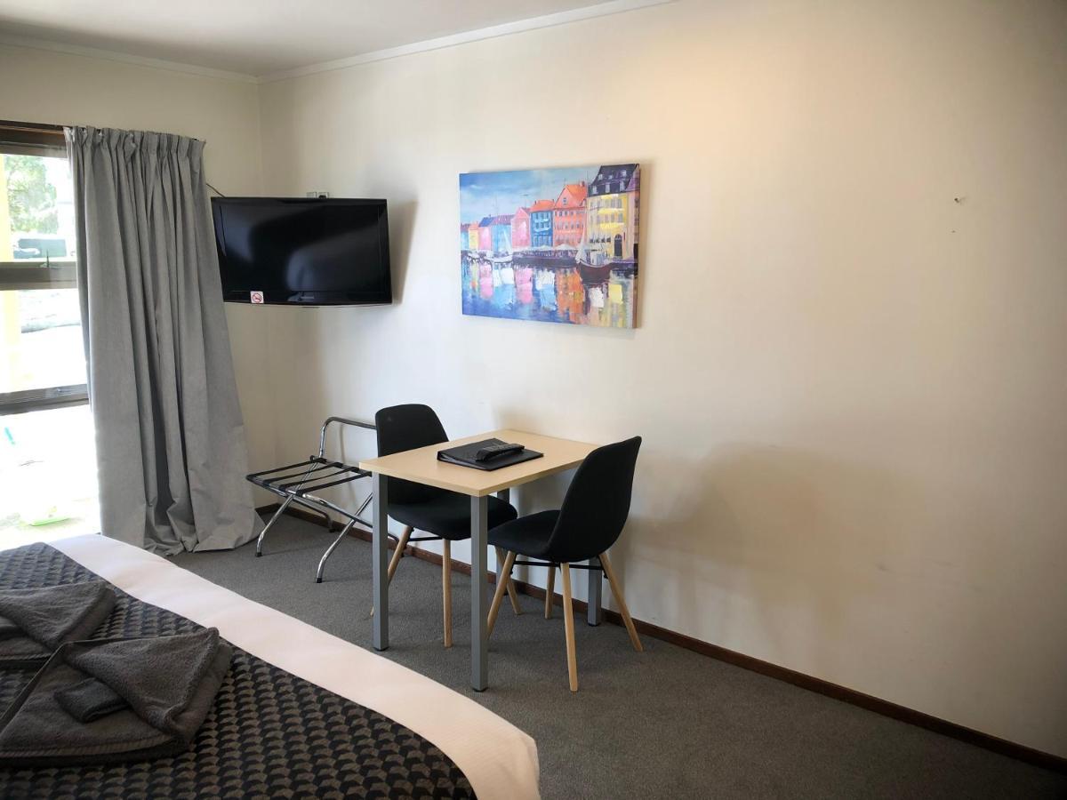Half Moon Bay Motel