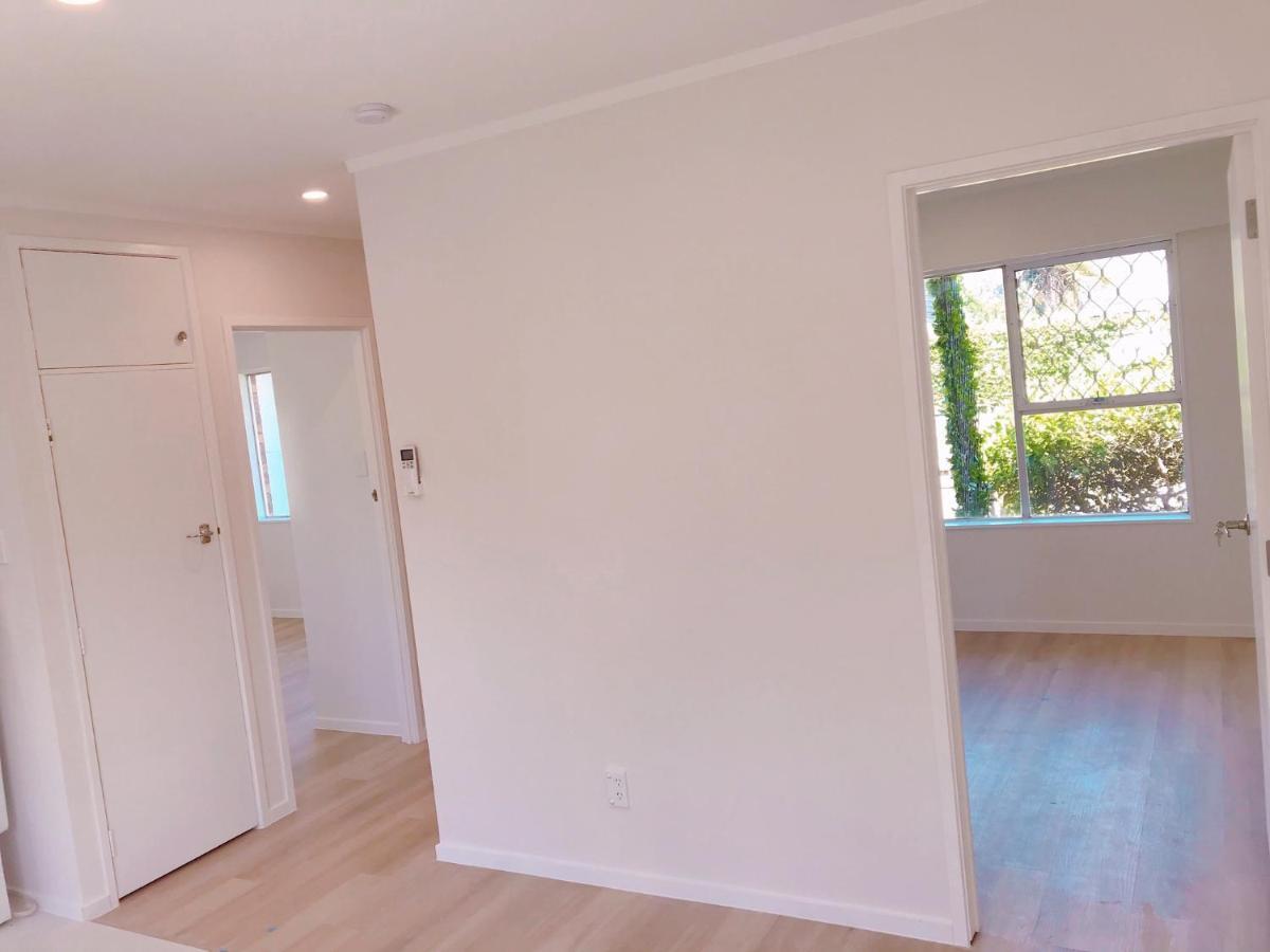 Bright Eden Park Two Bed Townhouse Private Parking Apartment