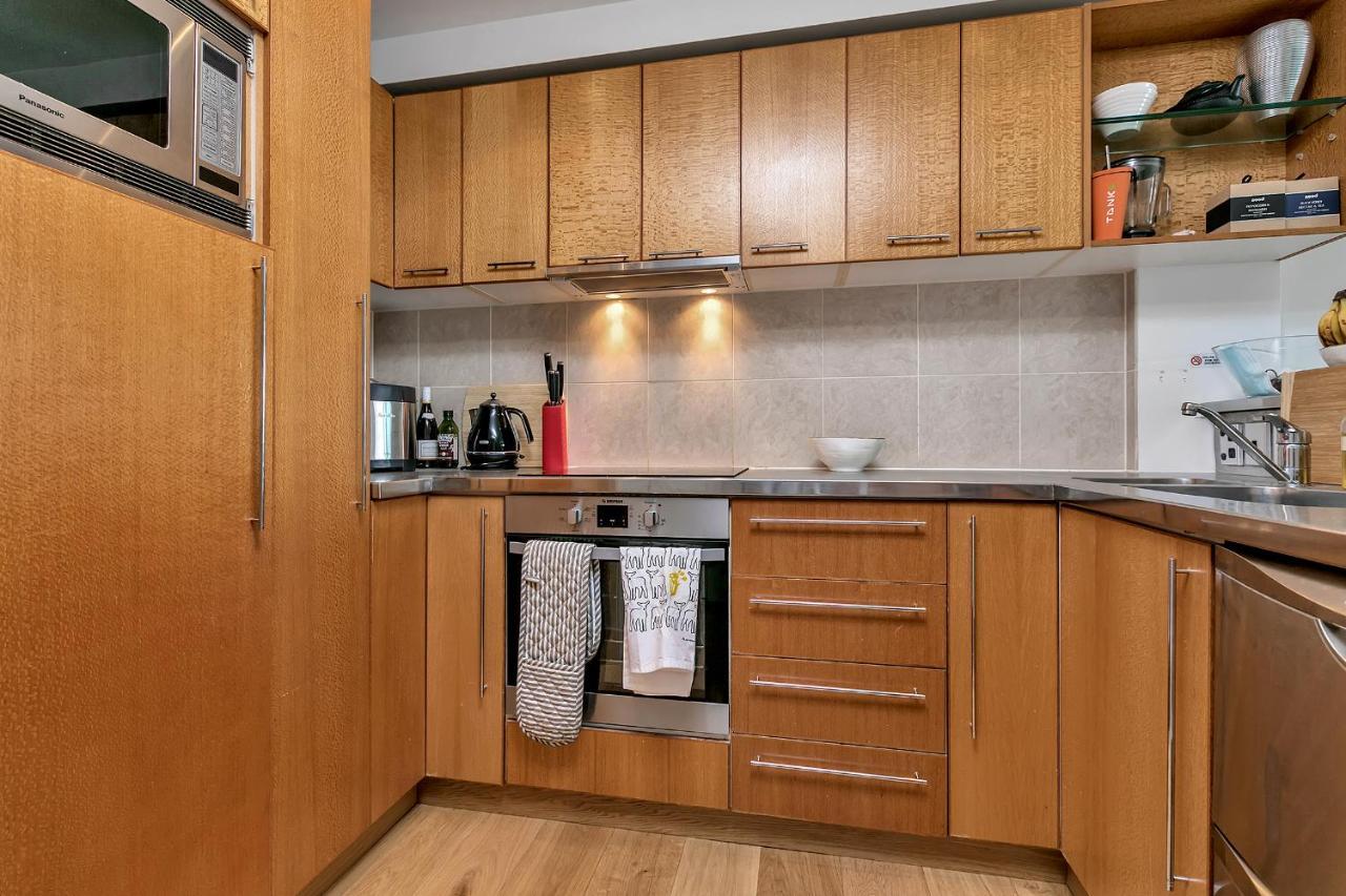Ultimate Outdoor-living Urban Getaway! 1 Carpark Apartment