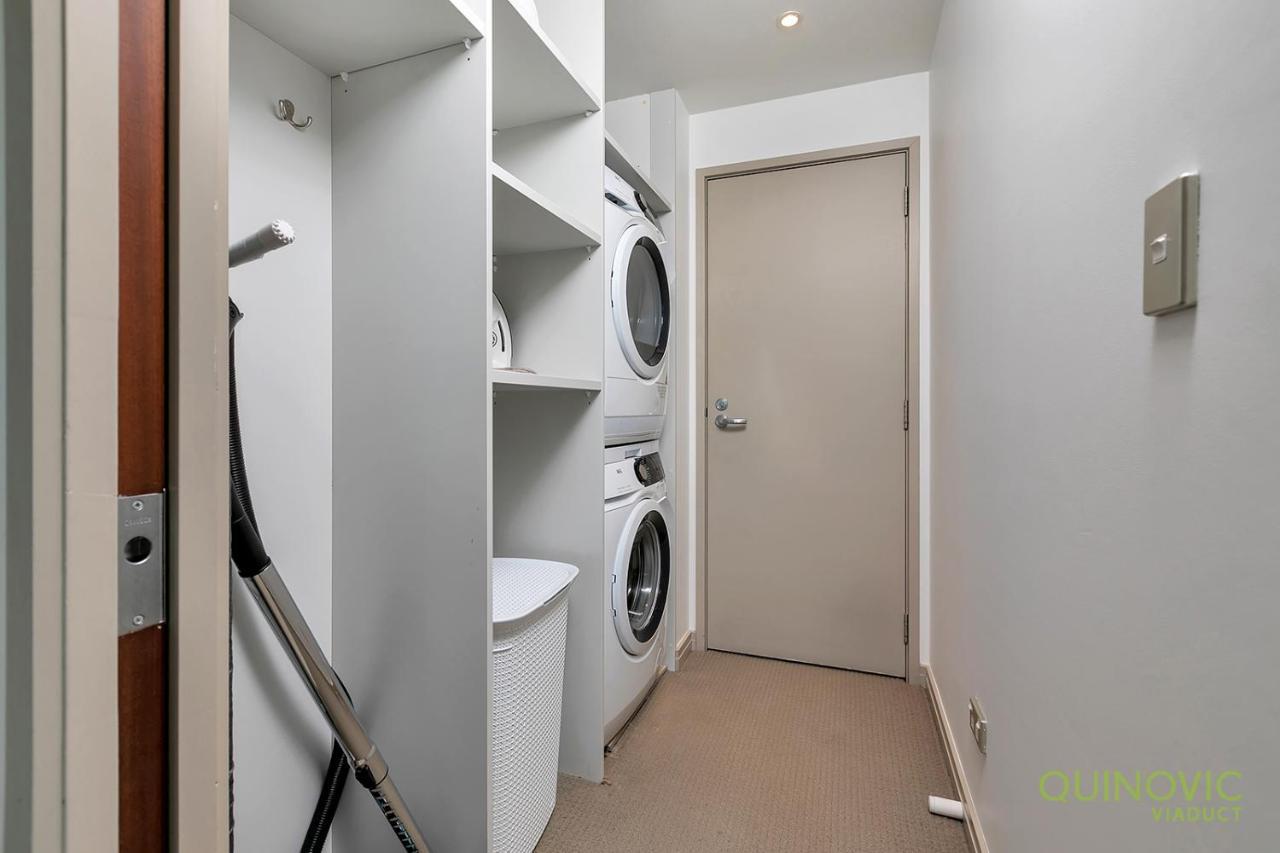 Apartment Qv Upscale In A Building-929 *