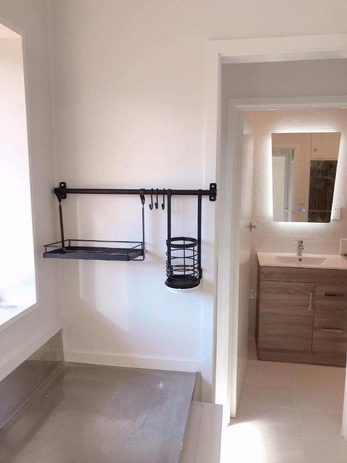 Bright Eden Park Two Bed Townhouse Private Parking