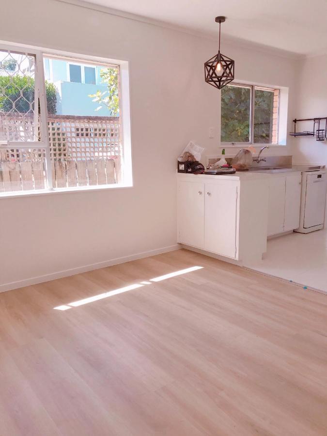 Bright Eden Park Two Bed Townhouse Private Parking Apartment