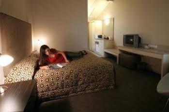Hotel Epsom Motor
