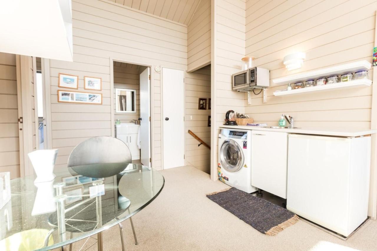 Harbour And Coastal 3 Bedroom With Path Views Apartment
