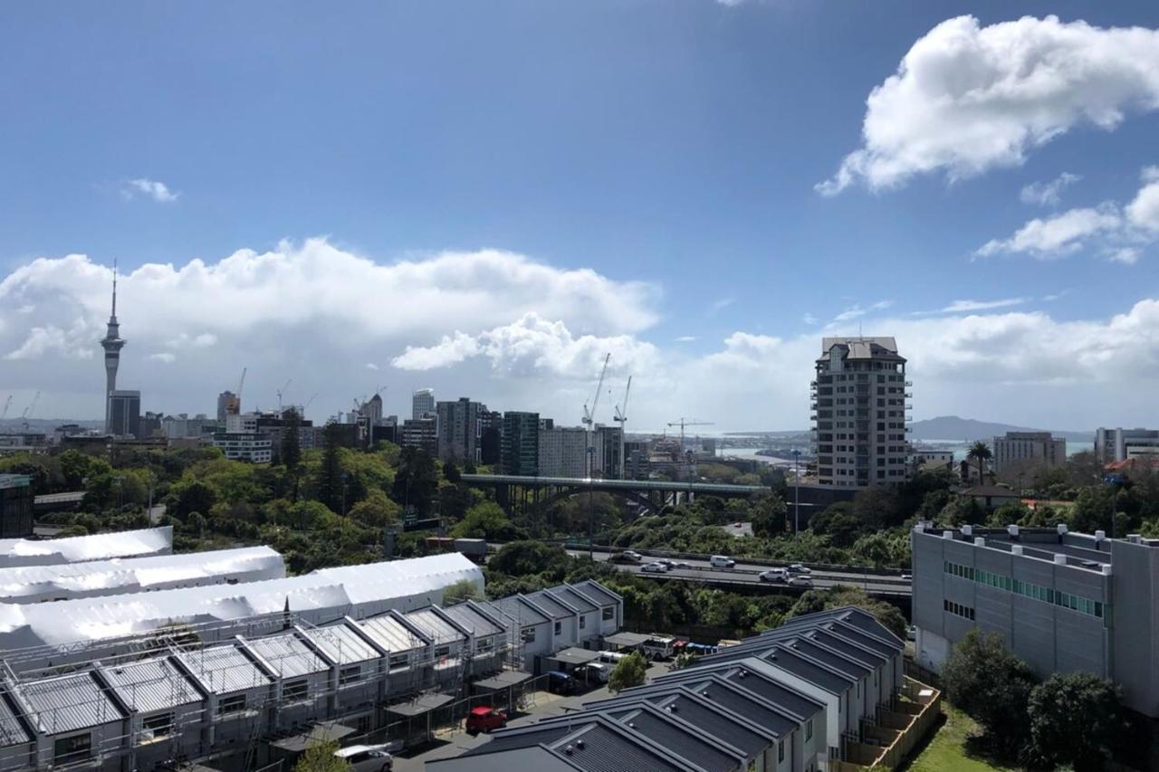 Bright 2 Bedroom 2 Bath In Grafton With Views Apartment