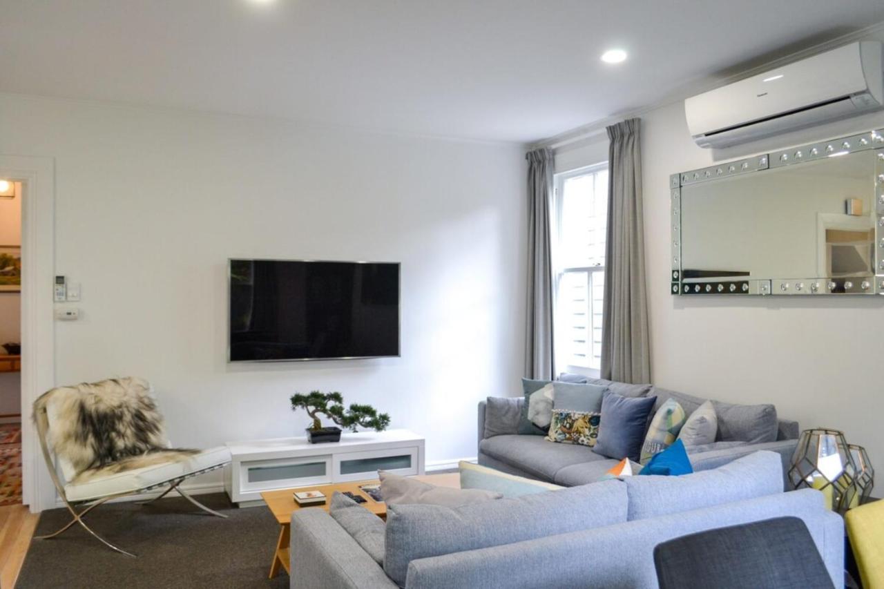 Heritage Renovated 2 Bedroom Ponsonby Holiday home