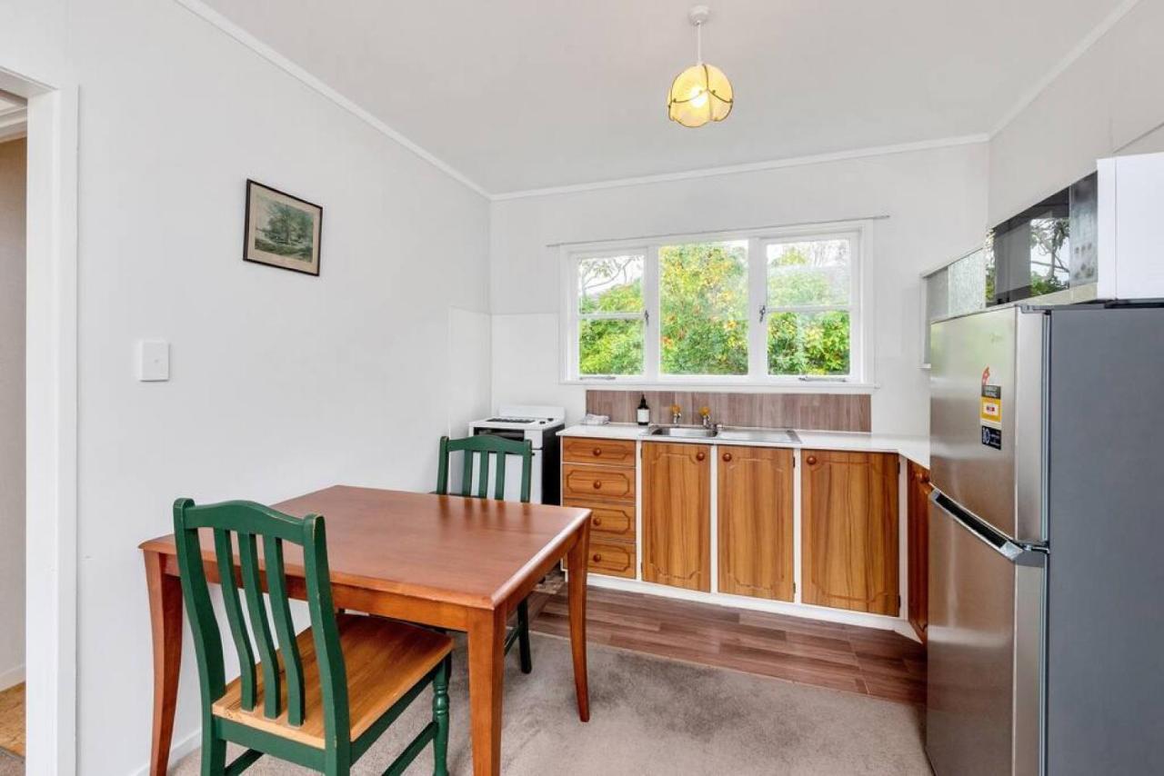 Holiday home Little Self-contained 1br W Netflix - Parking Auckland