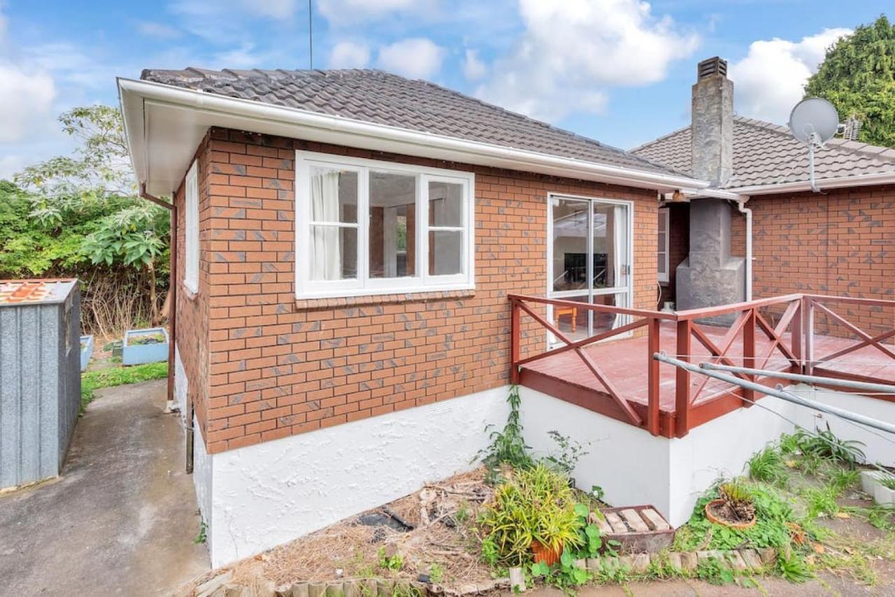 Holiday home Little Self-contained 1br W Netflix - Parking *