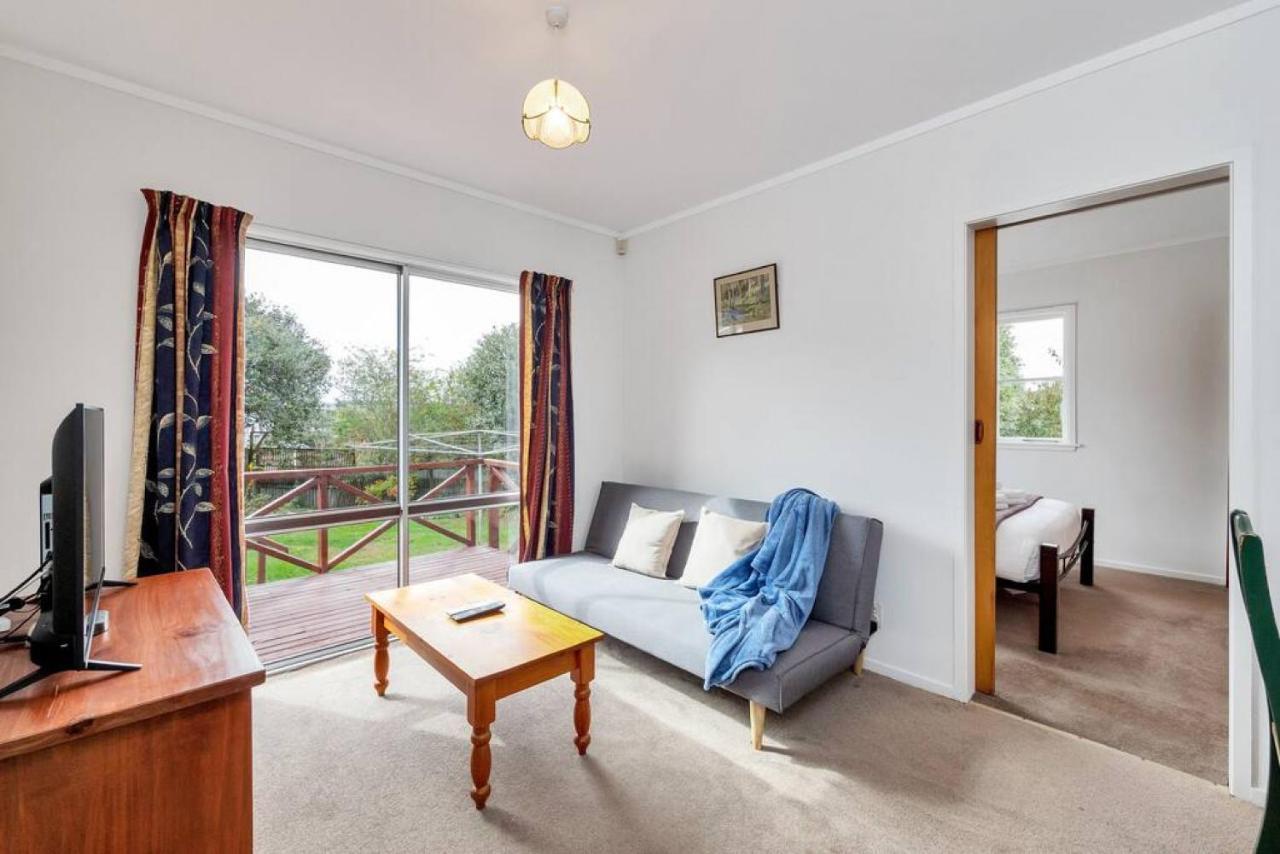 Holiday home Little Self-contained 1br W Netflix - Parking Auckland